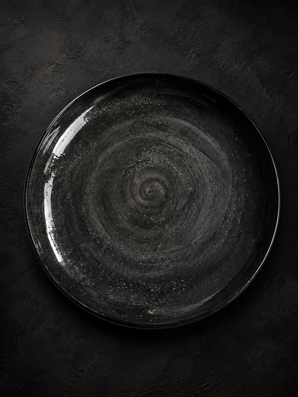 Noir Eclipse Handcrafted Luxury Ceramic Charger Plate – Obsidian Collection